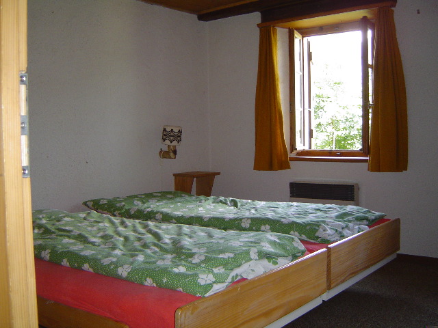 2_Schlafzimmer 1.jpg