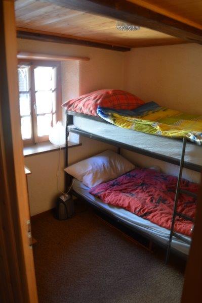 2_Schlafzimmer 2.jpg